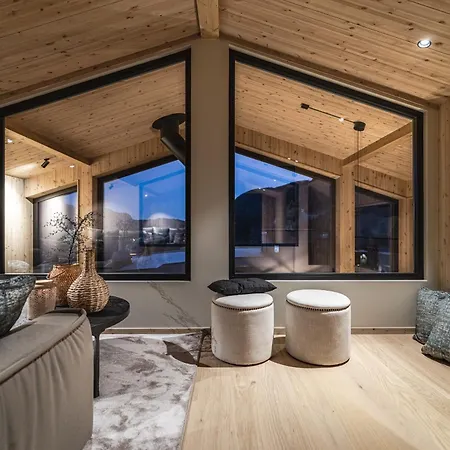Exclusive By The Slopes In *