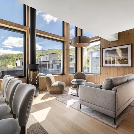 Exclusive By The Slopes In Chalet