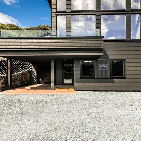 Exclusive By The Slopes In Chalet