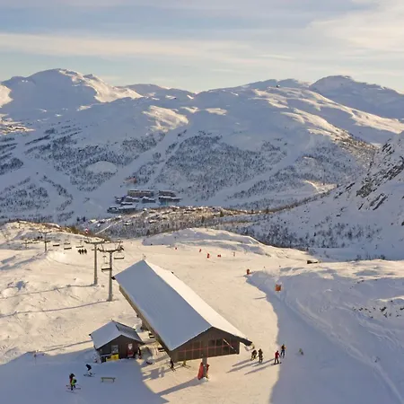 Exclusive By The Slopes In Chalet